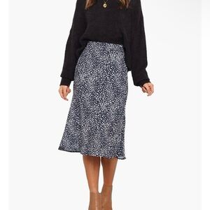 EUC - Petal & Pup Navy Falco Skirt, Midi, size 8